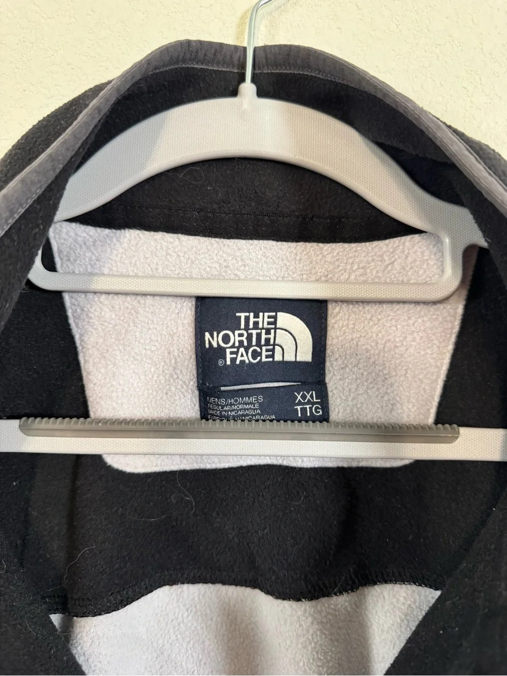 The North Face Black & Light Gray Two-Tone Full-Zip Fleece Jacket